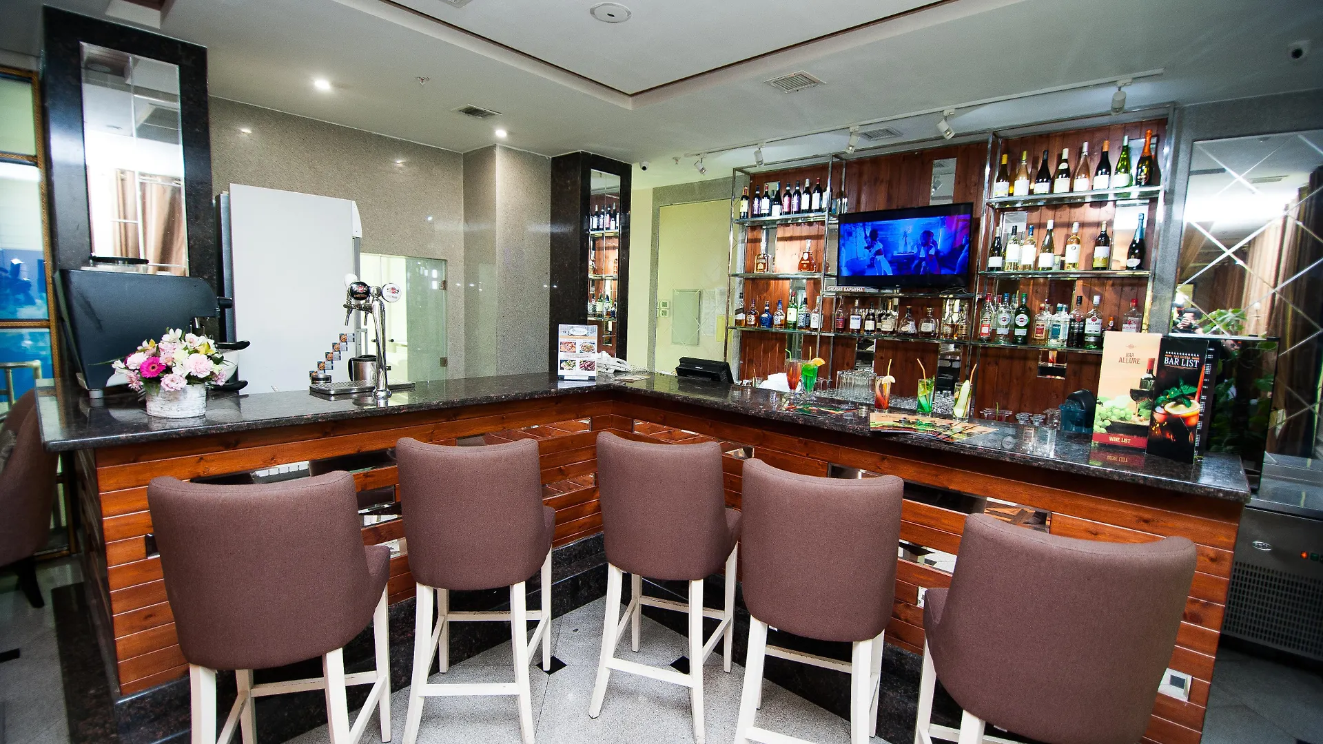 Kazzhol Hotel Astana