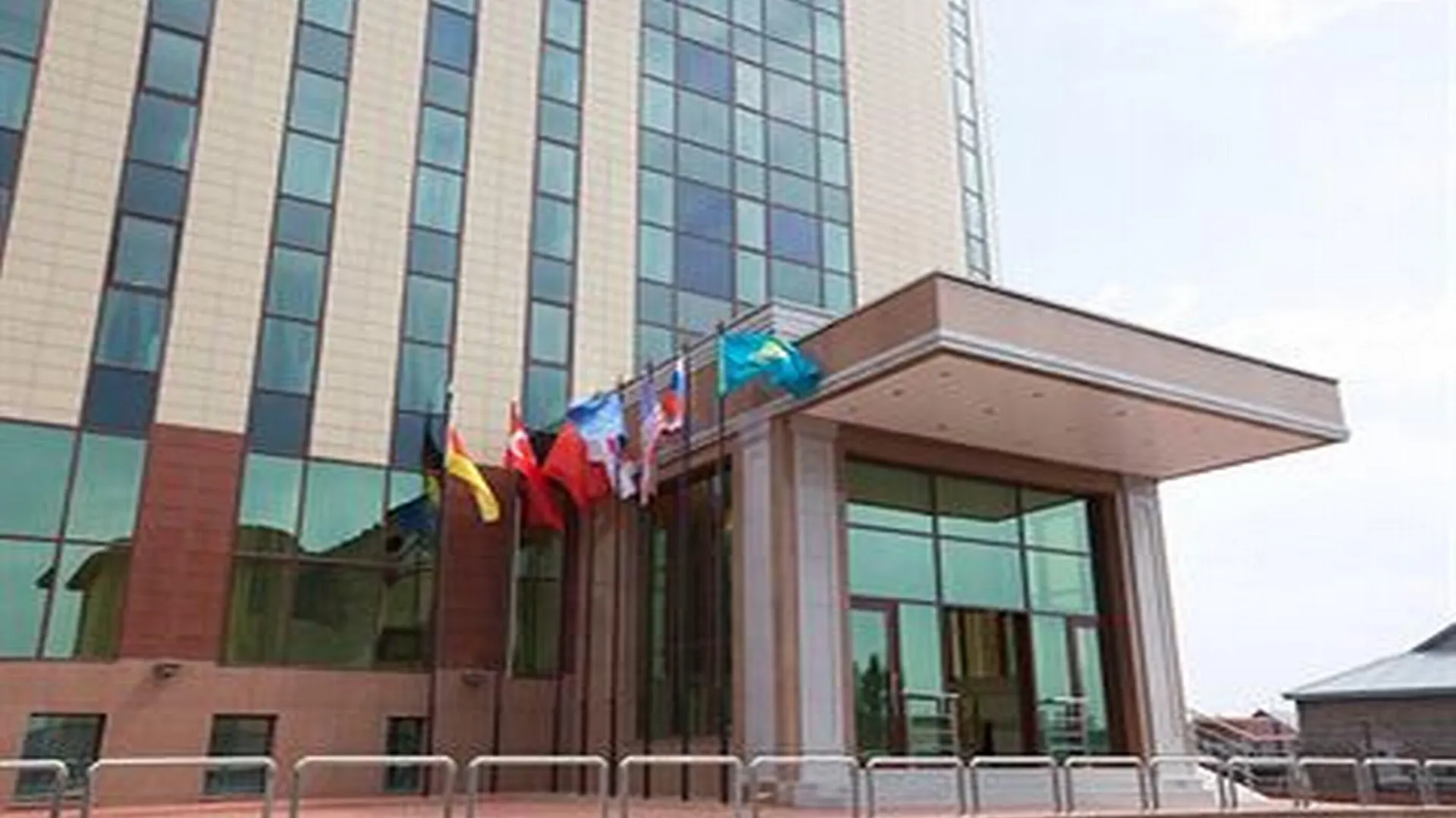 Kazzhol Hotel Astana 4*, Asztana